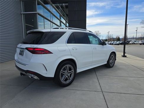 New 2026 Mercedes-Benz GLE 450 4MATIC image 3