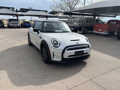 Used 2024 MINI Cooper SE image 7