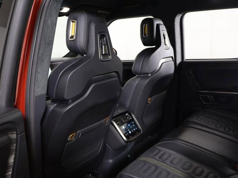 Used 2022 Rivian R1T Adventure image 30