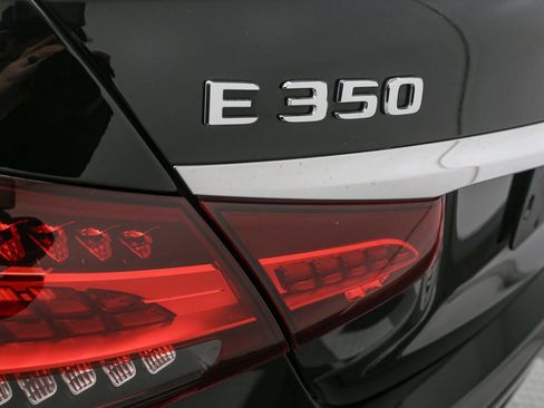 Used 2021 Mercedes-Benz E 350 4MATIC Sedan image 10