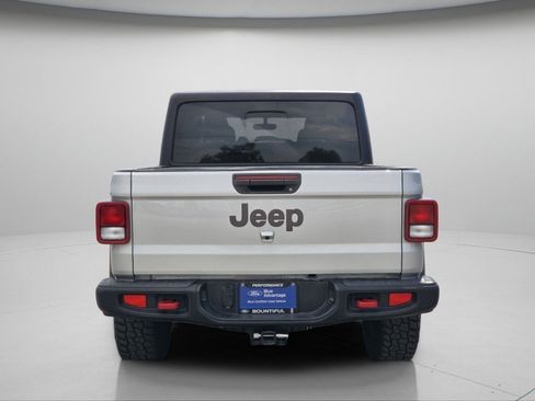 Used 2022 Jeep Gladiator Rubicon w/ Trailer Tow Package AWD/4WD image 17