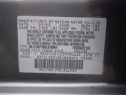 Used 2024 Nissan Versa SR w/ Trunk Package FWD image 28