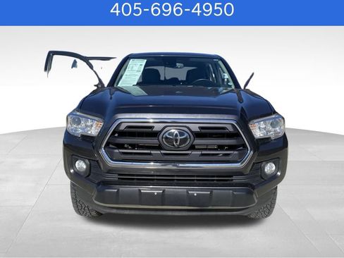 Used 2019 Toyota Tacoma SR5 image 12