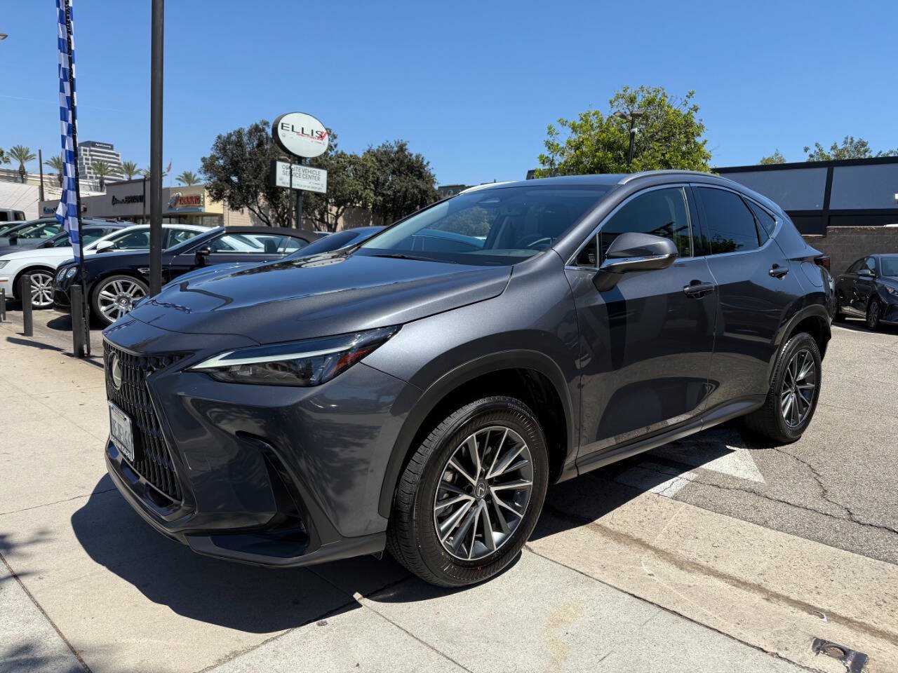 Used 2023 Lexus NX 250 FWD image 8