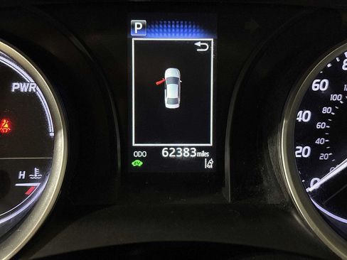 Used 2021 Toyota Camry LE FWD image 19
