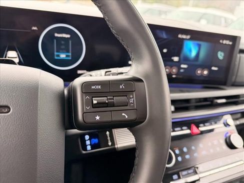 Used 2024 Hyundai Santa Fe Calligraphy image 19