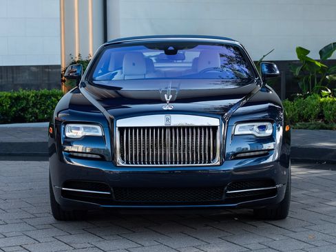 Certified 2020 Rolls-Royce Dawn RWD image 12