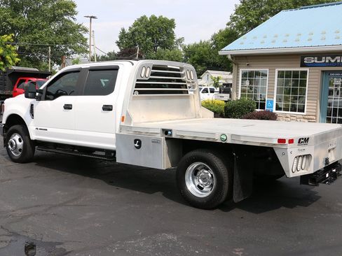 Used 2021 Ford F350 XL w/ Power Equipment Group AWD/4WD image 3
