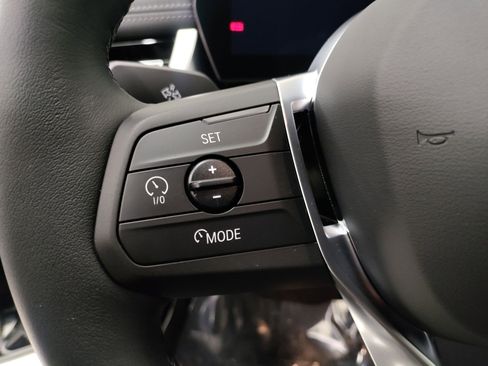 Used 2025 BMW X1 xDrive28i image 15