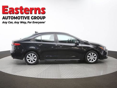 Used 2022 Toyota Corolla LE FWD image 43