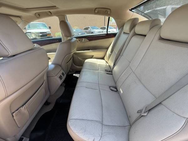 Used 2012 Toyota Avalon Limited FWD image 14
