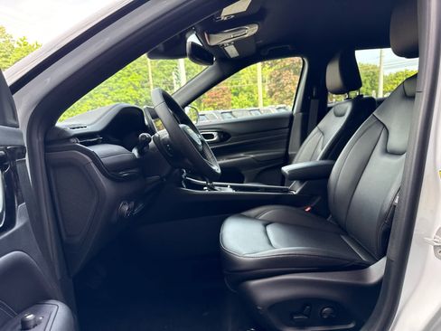 New 2026 Jeep Compass Limited AWD/4WD image 13