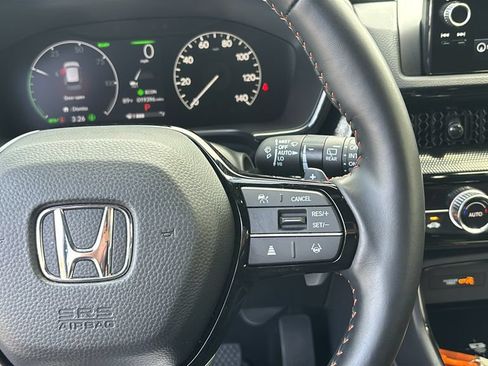 Used 2025 Honda CR-V Sport Touring image 18