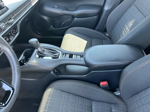 Used 2024 Honda HR-V Sport image 23