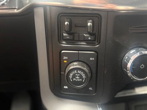 Used 2024 Ford F150 Lariat w/ Tow/Haul Package AWD/4WD image 32