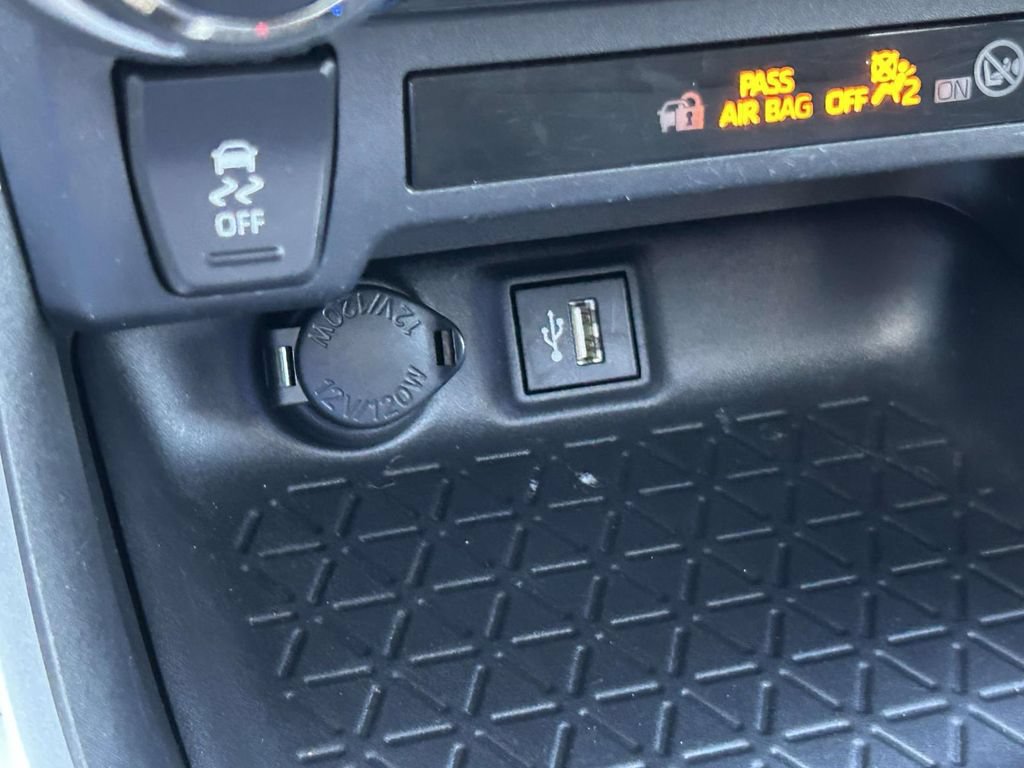 Used 2023 Toyota RAV4 XLE w/ Convenience Package FWD image 16