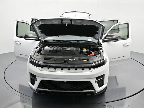 New 2026 Jeep Grand Wagoneer 4WD w/ Premium Group I image 45