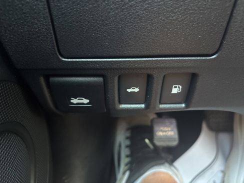 Used 2015 Lexus ES 350 w/ Premium Package FWD image 32