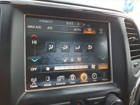 Used 2015 Jeep Grand Cherokee Overland w/ Advanced Technology Group image 24