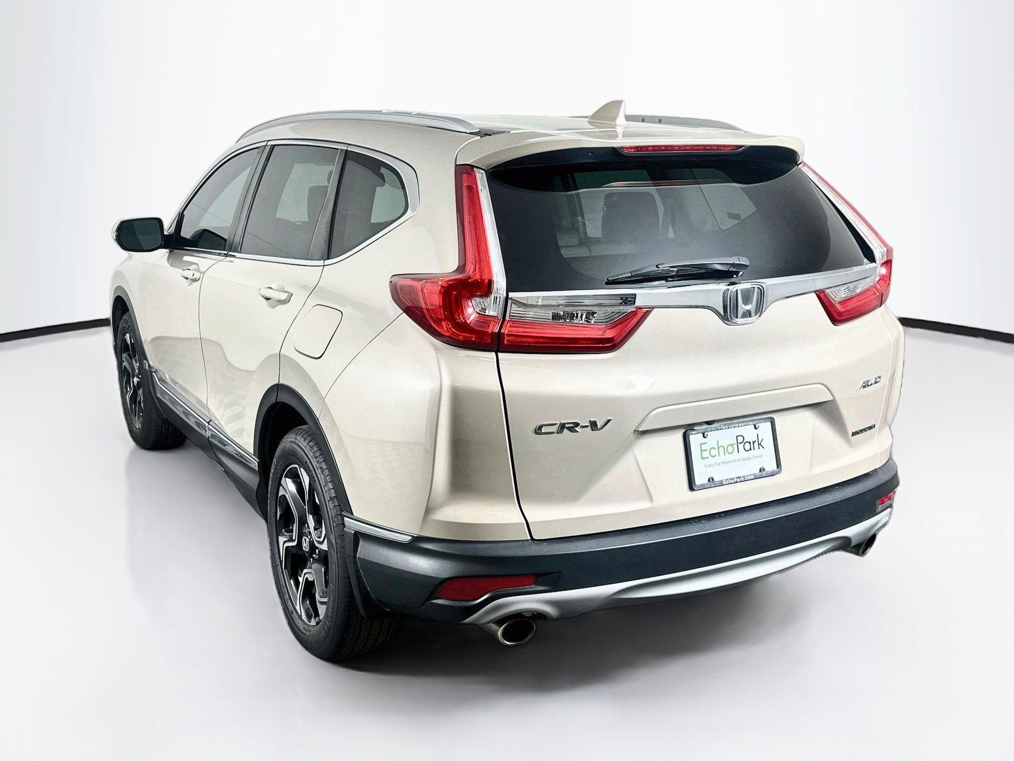 Used 2019 Honda CR-V Touring image 5