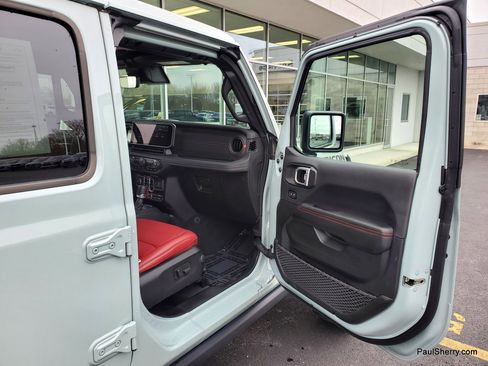 Used 2024 Jeep Wrangler Unlimited Rubicon 392 image 47