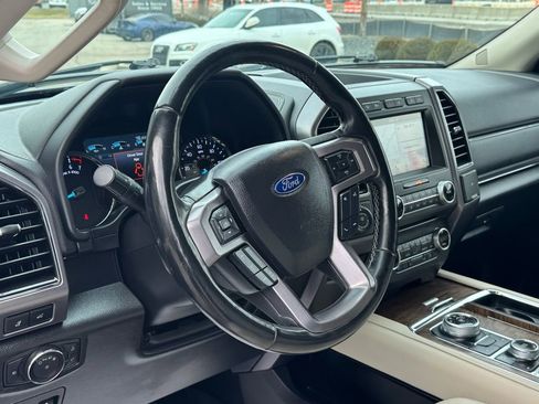 Used 2018 Ford Expedition Platinum image 14