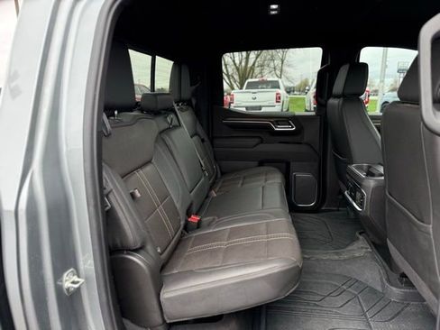 Used 2025 Chevrolet Silverado 1500 High Country image 21