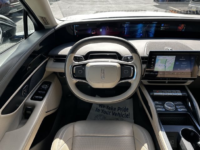 Certified 2024 Lincoln Nautilus Premier AWD/4WD image 14
