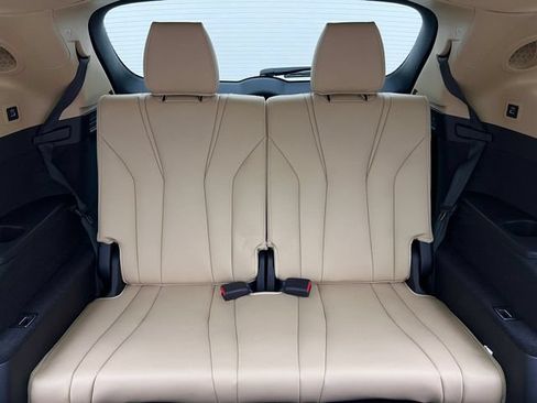 Used 2023 Acura MDX SH-AWD w/ Advance Package image 18