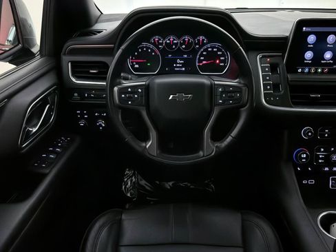 Used 2021 Chevrolet Suburban RST AWD/4WD image 32