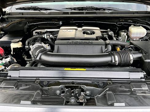 Used 2022 Nissan Frontier Pro-X RWD image 32