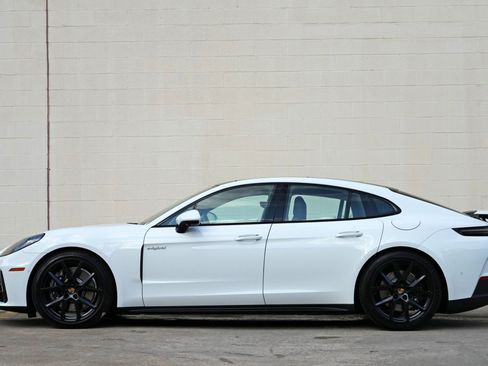 Used 2025 Porsche Panamera 4 AWD/4WD image 9