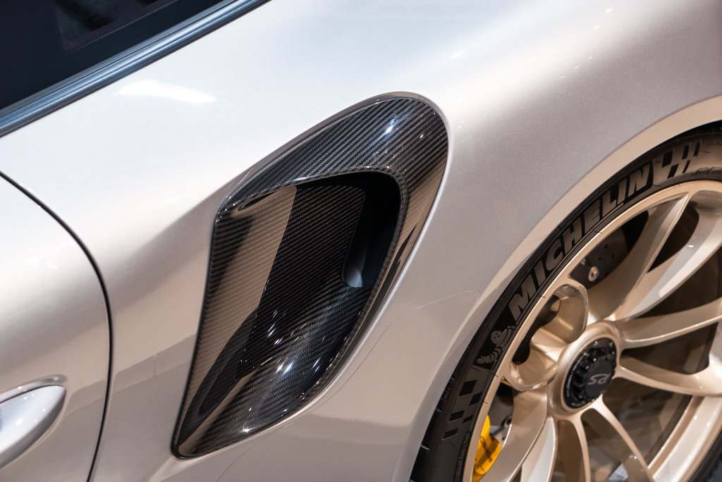 Used 2018 Porsche 911 GT2 RS RWD image 14