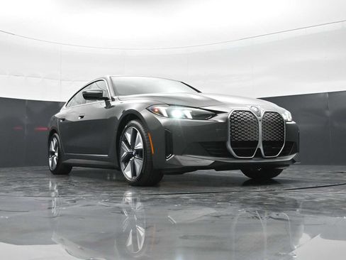 New 2026 BMW i4 eDrive40 w/ Premium Package RWD image 26