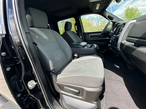 Used 2022 RAM 1500 Classic Warlock w/ Electronics Group AWD/4WD image 15