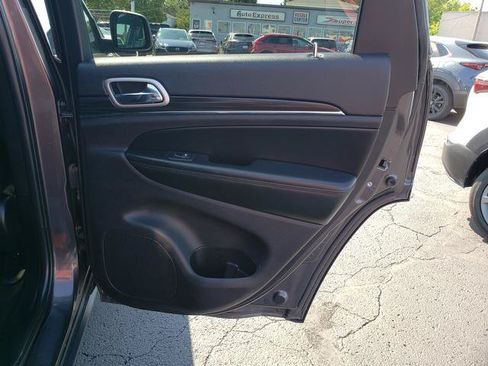 Used 2020 Jeep Grand Cherokee Limited AWD/4WD image 20