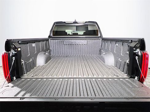 Used 2025 Toyota Tundra Limited image 22