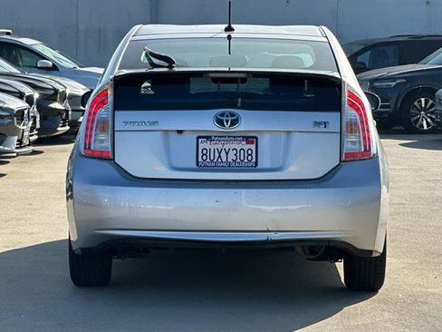 Used 2014 Toyota Prius Four image 4