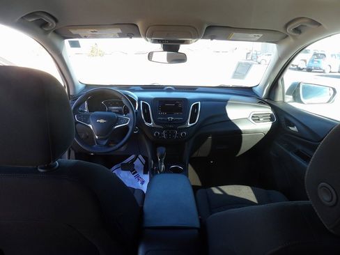 Used 2024 Chevrolet Equinox LT image 12