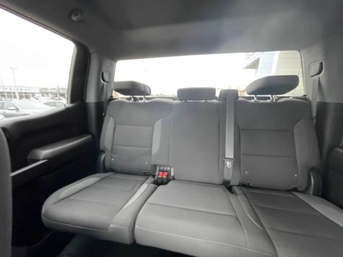 Certified 2022 Chevrolet Silverado 1500 Custom image 19