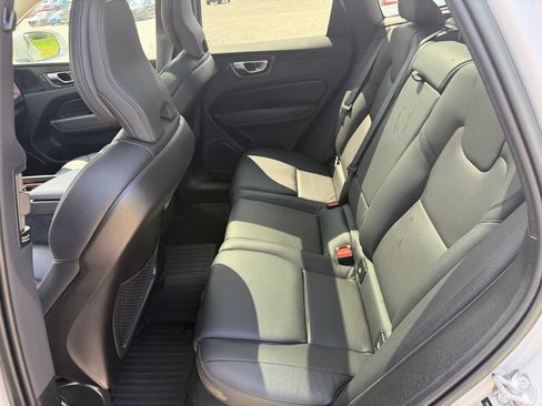 Used 2023 Volvo XC60 B5 Plus AWD/4WD image 26