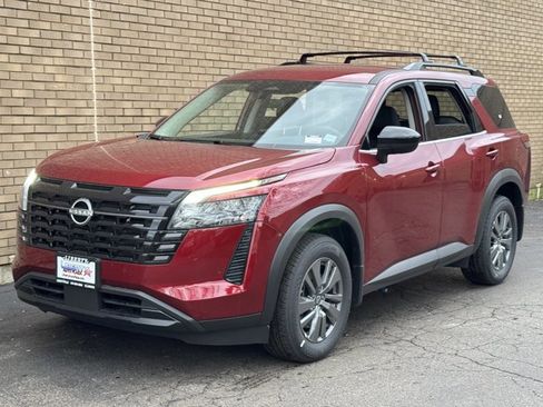 New 2026 Nissan Pathfinder SV image 32