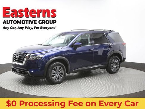 Used 2025 Nissan Pathfinder SV FWD image 56