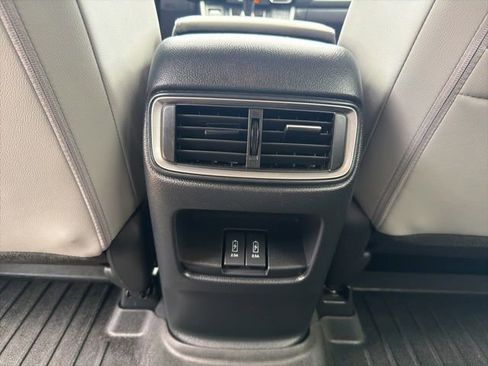 Used 2022 Honda CR-V Touring image 10