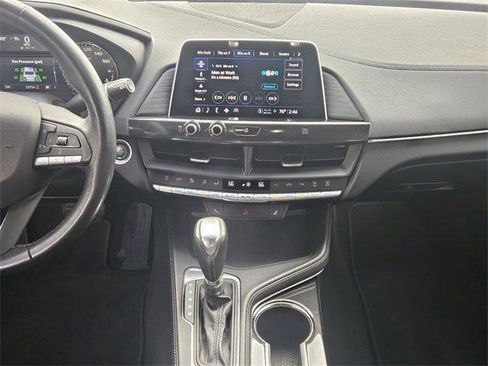 Used 2021 Cadillac CT4 Luxury w/ Cold Weather Package image 17