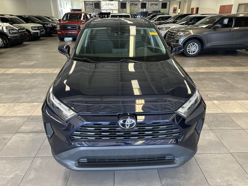 Used 2022 Toyota RAV4 XLE w/ Convenience Package image 17
