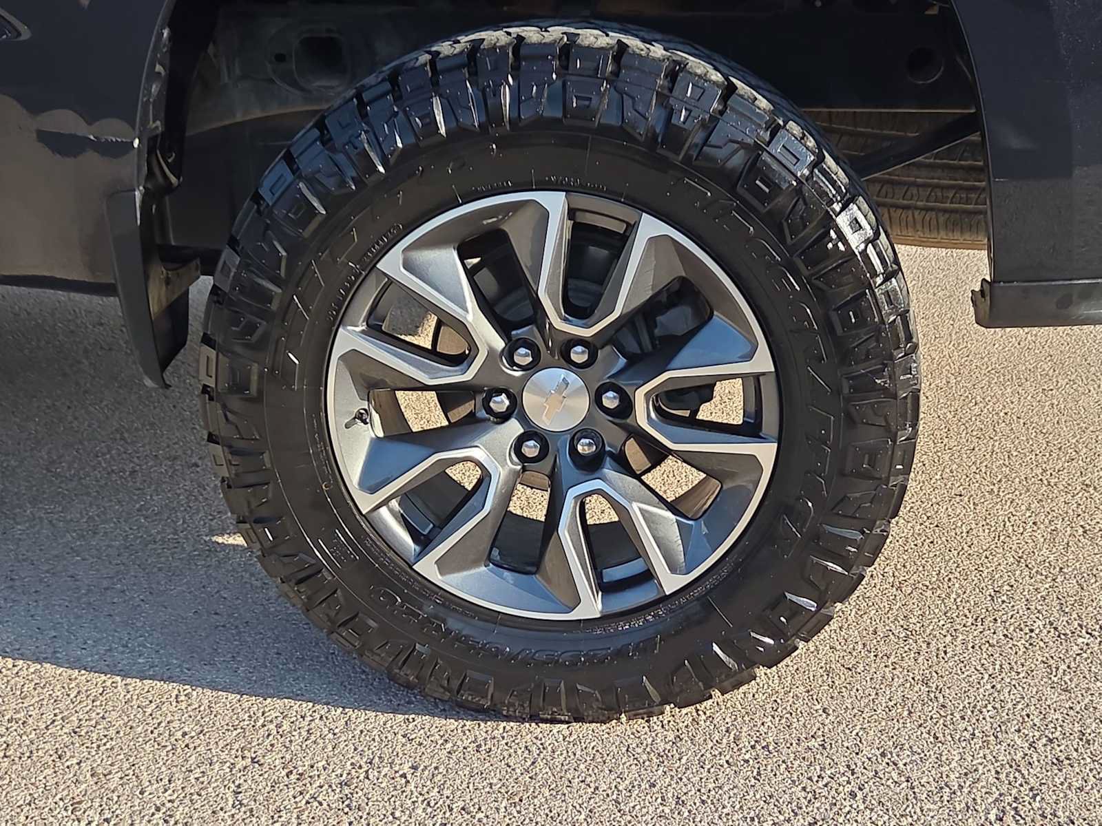 Used 2024 Chevrolet Silverado 1500 LT w/ Texas Edition Plus RWD image 12
