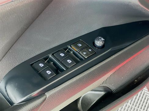 Used 2020 Toyota Camry SE FWD image 20