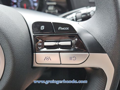 Used 2021 Hyundai Elantra SEL FWD image 20