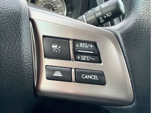 Used 2015 Subaru Forester 2.5i Premium image 18